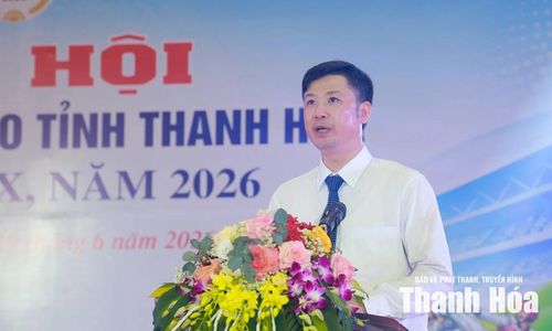 Giám đốc Sở Văn hóa, Thể thao và Du lịch, Trưởng Ban Tổ chức Đại hội TDTT tỉnh Thanh Hóa lần thứ X Lê Văn Trung báo cáo kết quả tổ chức đại hội.