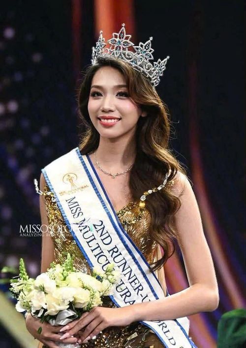 Á hậu 2 Nguyễn Trần Hà Linh