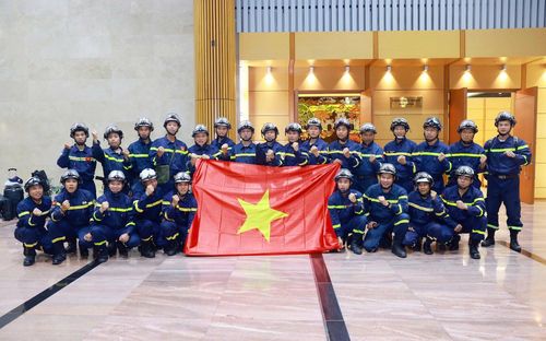 Đội cứu nạn, cứu hộ của Bộ Công an mang theo tinh thần “vì nước quên thân, vì dân phục vụ” đến với nhân dân Venezuela.