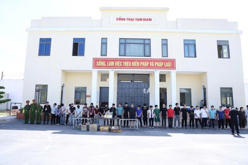 Chỉ trong thời gian hơn hai tháng hoạt động, tổ chức tội phạm xuyên quốc gia này đã sử dụng 266 tài khoản ngân hàng để thực hiện hành vi rửa tiền với tổng số tiền giao dịch lên tới hơn 1.000 tỷ đồng.