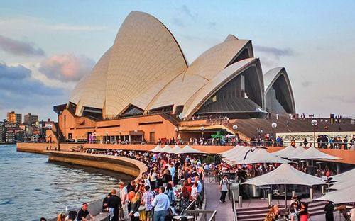 Dữ liệu mới nhất của Cơ quan Thống kê Australia (ABS) về du lịch tháng 4/2026 cho thấy, số lượng cư dân Australai thực hiện các chuyến đi ngắn hạn ra nước ngoài đã tăng hơn 4% so với cùng kỳ năm trước. Ảnh minh họa: Shutterstock
