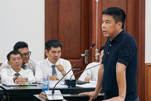 Bị cáo Nguyễn Văn Hậu - cựu Chủ tịch Hội đồng quản trị Tập đoàn Phúc Sơn tại phiên tòa phúc thẩm. Ảnh: V.D