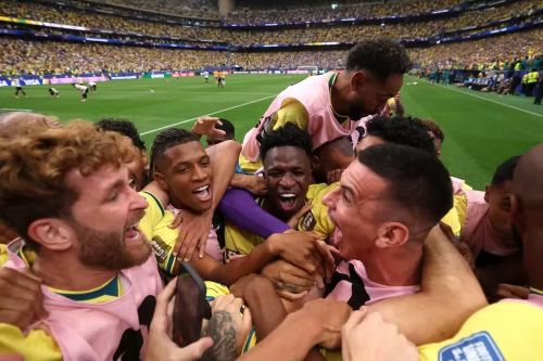 Niềm vui của các tuyển thủ Brazil. (Ảnh: FIFA)