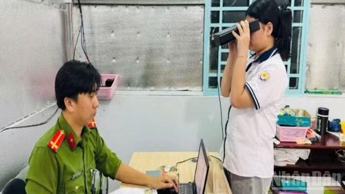 Các tổ công tác đã đến từng khu dân cư, trực tiếp tuyên truyền, hướng dẫn người dân thực hiện thủ tục cấp căn cước công dân.