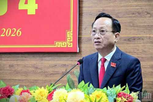 Phó Bí thư Tỉnh ủy, Chủ tịch Hội đồng nhân dân tỉnh Cà Mau Phạm Văn Thiều phát biểu bế mạc kỳ họp.