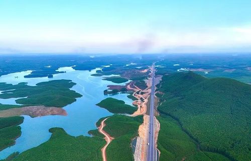 Cao tốc đường bộ bắc-nam đi qua Quảng Trị.