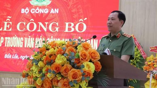 Thượng tướng Lê Văn Tuyến, Thứ trưởng Công an phát biểu tại buổi lễ.
