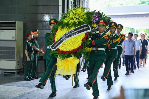 Tổng Bí thư, Chủ tịch nước Tô Lâm đã gửi vòng hoa kính viếng. Ảnh: ĐỖ TRUNG