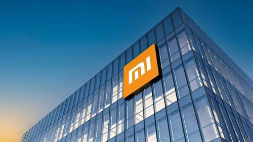 Để giải quyết bài toán này, Xiaomi lựa chọn con đường kiểm soát toàn bộ chuỗi giá trị từ nghiên cứu, phát triển, sản xuất đến kiểm định chất lượng thông qua tổ hợp nhà máy gia dụng hiện đại tại Vũ Hán với tổng vốn đầu tư hàng tỷ nhân dân tệ và quy mô lên tới 500.000 m².