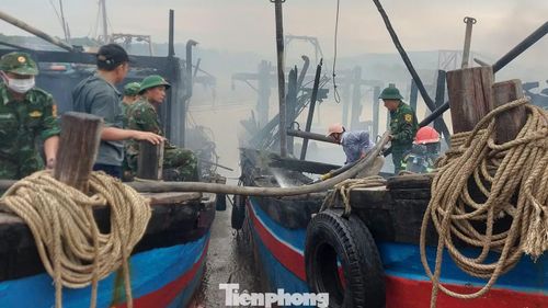 Nguyên nhân vụ cháy đang được điều tra làm rõ.