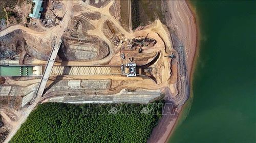 Hạng mục tràn xả lũ mới là một trong những công trình trọng điểm thuộc Hợp phần đầu mối hồ Kẻ Gỗ.