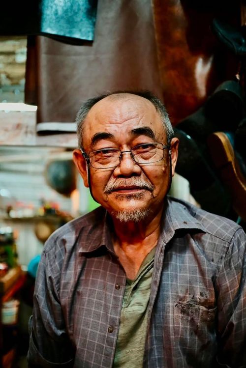 NSND Việt Anh gây chú ý khi chia sẻ trên trang cá nhân việc vừa hoàn thành một dự án điện ảnh mới. 
