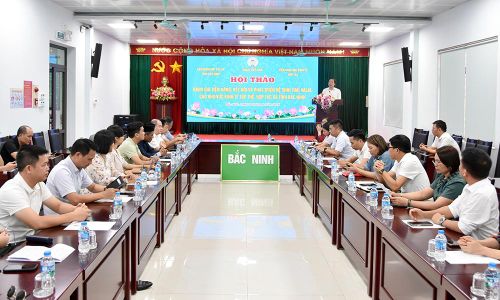  Toàn cảnh hội thảo. 