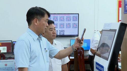 Cải cách hành chính tại phường Hòa Khánh góp phần nâng cao sự hài lòng của người dân, doanh nghiệp vào chính quyền. Ảnh: N.P