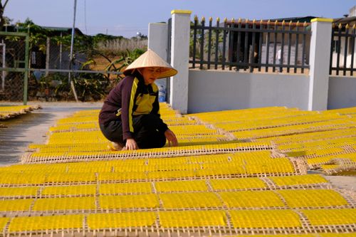 Sản phẩm bánh tráng OCOP 3 sao của người Tày ở Đam Rông 1
