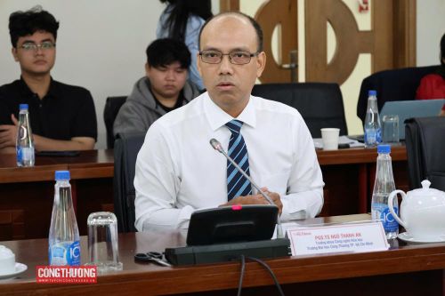 PGS.TS. Ngô Thanh An, Trưởng Khoa Công nghệ Hóa học tại Trường Đại học Công Thương Thành phố Hồ Chí Minh (HUIT) phát biểu