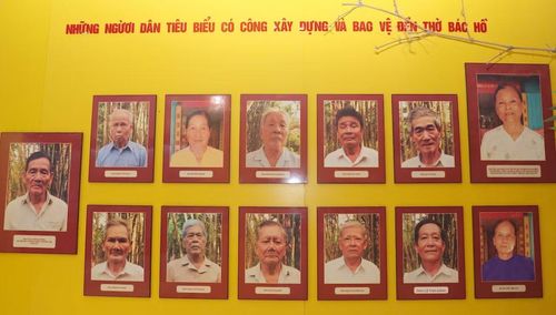 Chân dung những người dân tiêu biểu có công xây dựng và bảo vệ Đền thờ Bác Hồ.