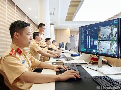 Các dữ liệu được kết nối về Trung tâm điều khiển giao thông để kịp thời xử lý.