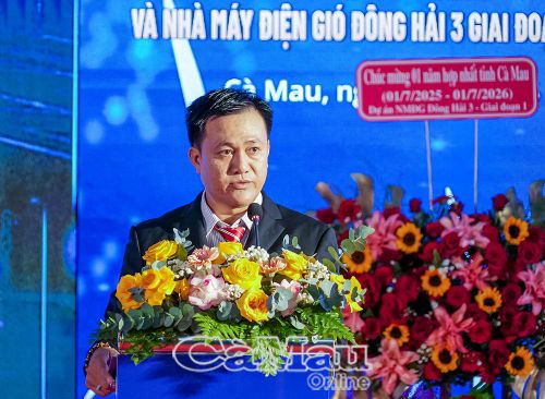 Ông Trương Văn Nghĩa, Phó Giám đốc Công ty cổ phần Năng lượng tái tạo Thuận Điền Đông Hải, đánh giá cao chủ trương nhất quán của tỉnh Cà Mau trong việc cải thiện môi trường đầu tư, tạo điều kiện thuận lợi cho doanh nghiệp triển khai các dự án trọng điểm.