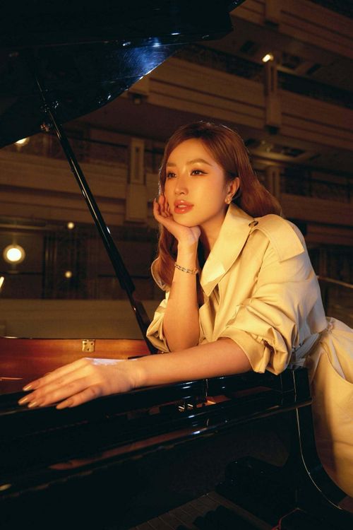 Bảo Thy cho biết điều khiến cô nhận lời tham gia chương trình đơn giản vì nhớ cảm giác được đứng trên sân khấu sau thời gian dài vắng bóng.