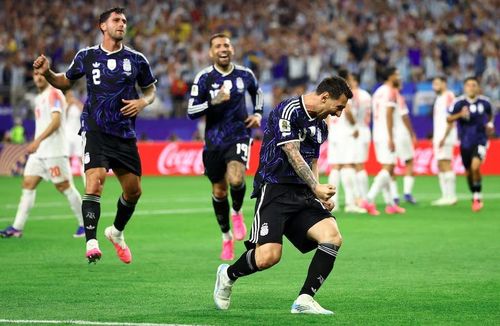  Khả năng Messi hay Mbappe chạm đến cột mốc 13 bàn hoàn toàn có thể xảy ra. Ảnh: Reuters. 