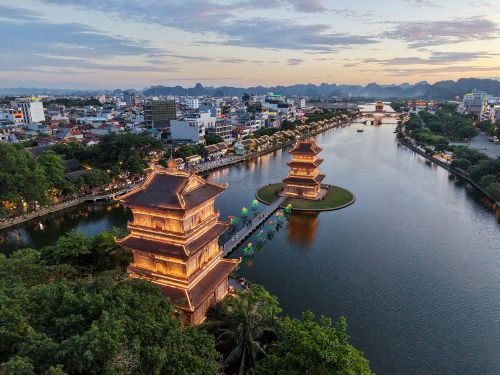 View toàn cảnh đẹp ngỡ ngàng từ đỉnh Kỳ Lân