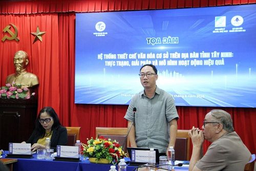TS. Trịnh Đặng Khoa, Bí thư Đảng ủy Trường Đại học Văn hóa TP.HCM phát biểu