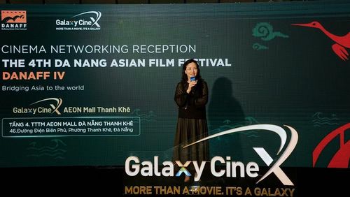 Tiến sĩ Ngô Phương Lan, Chủ tịch Hiệp hội Xúc tiến phát triển Điện ảnh Việt Nam phát biểu tại sự kiện.