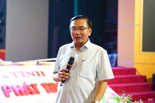 Đại biểu góp ý giúp chương trình hoàn thiện hơn trước lúc tham gia hội diễn.