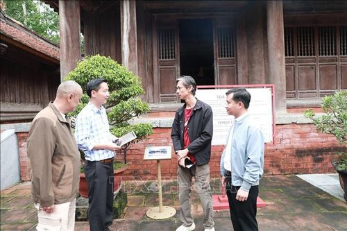 Khu di tích quốc gia đặc biệt Lam Kinh đã triển khai hệ thống thuyết minh tự động (Audio guide) phục vụ công tác giới thiệu, tuyên truyền, quảng bá hình ảnh di tích. Ảnh: Việt Hoàng/TTXVN
