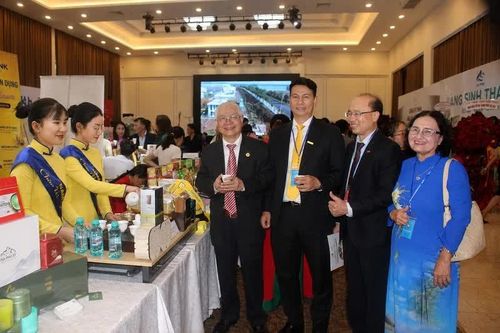 Không gian giới thiệu và thưởng thức trà DOIDEP.