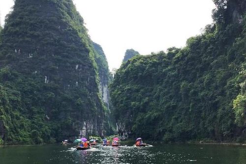 Vẻ đẹp của thắng cảnh Kẽm Trống.