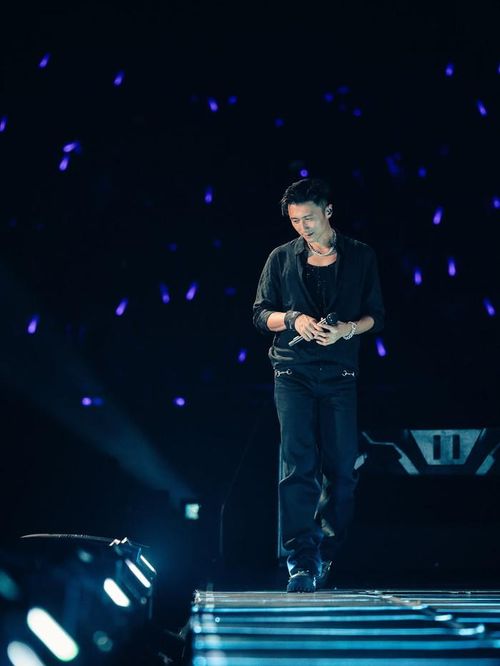 Tạ Đình Phong trên sân khấu Evolution Nic Live (Ảnh: IG Nicholas Tse)