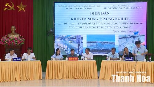 Ban cố vấn trả lời, giải đáp câu hỏi của các đại biểu.
