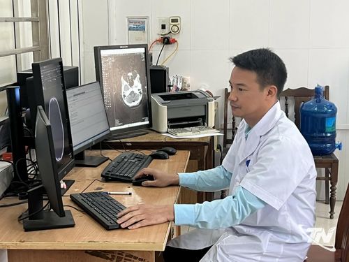 Thái Nguyên luôn quan tâm đẩy mạnh công tác chuyển đổi số, ứng dụng AI trong lĩnh vực khám, chữa bệnh và thực hiện các chính sách bảo hiểm xã hội.