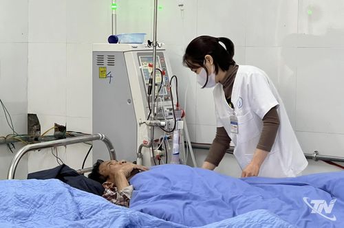 Nâng cao chất lượng chăm sóc, phục vụ đối với bệnh nhân nói chung và bệnh nhân tham gia bảo hiểm y tế trên địa bàn tỉnh Thái Nguyên.