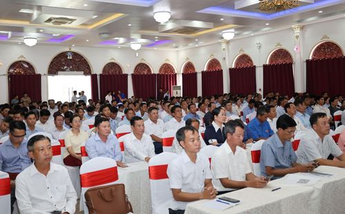 Các đại biểu tham dự Hội nghị