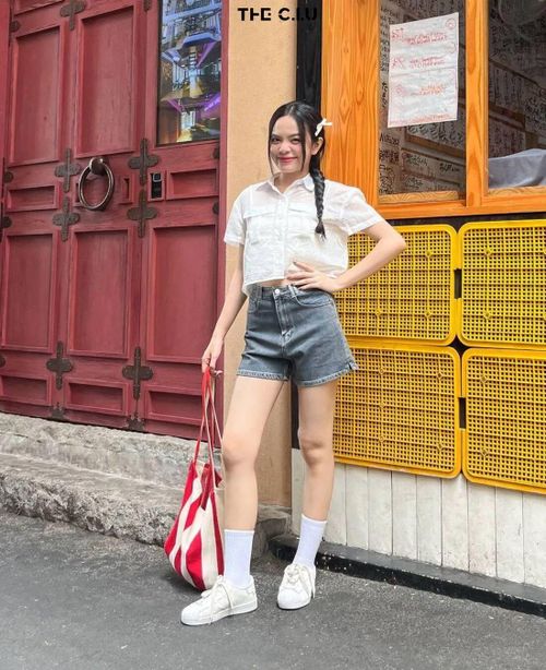 Croptop là món đồ không thể thiếu khi phối quần short trong mùa Hè