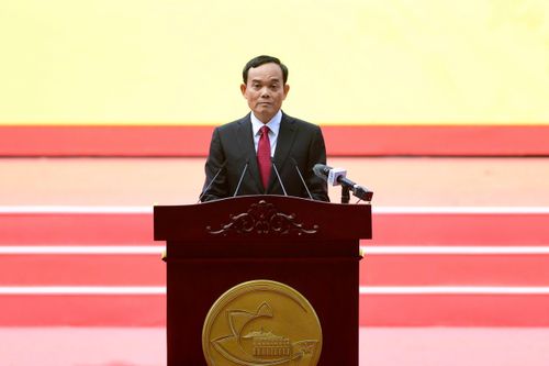  Bí thư Thành ủy TP.HCM Trần Lưu Quang phát biểu diễn văn kỷ niệm sáng 2/7. Ảnh: Duy Hiệu. 