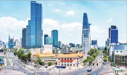 Thành phố Hồ Chí Minh ngày càng phát triển hiện đại, văn minh. (Ảnh HOÀNG TRIỀU)