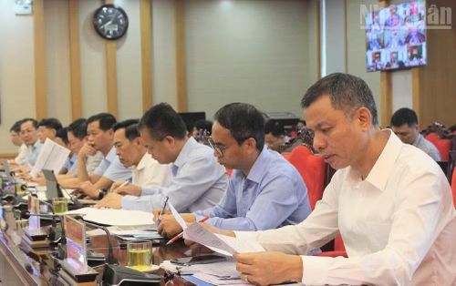 Tại hội nghị, các đại biểu đã tập trung phân tích những khó khăn, vướng mắc trong quá trình triển khai.