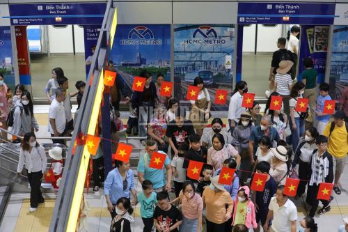 Đây là dấu mốc quan trọng trong hành trình hiện đại hóa hạ tầng đô thị. Không chỉ giải quyết nhu cầu đi lại, metro còn được kỳ vọng thúc đẩy mô hình phát triển đô thị định hướng giao thông công cộng