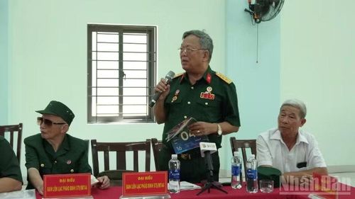  Nhân chứng cung cấp thông tin về hang Đá Sập. 