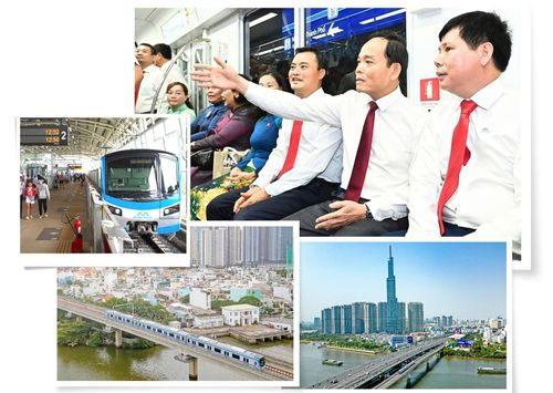 Đồng chí Trần Lưu Quang, Ủy viên Bộ Chính trị, Bí thư Thành ủy TP Hồ Chí Minh cùng các đại biểu trải nghiệm đi tuyến metro số 1.