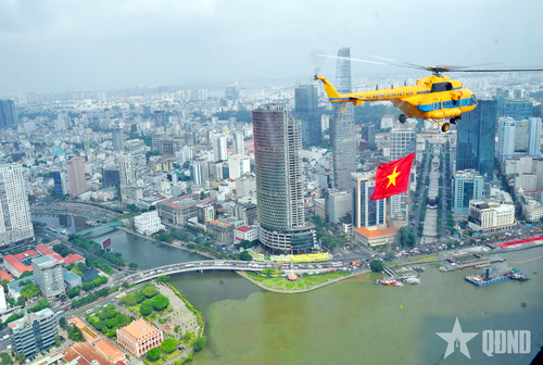  TP Hồ Chí Minh hiện đại, văn minh, nghĩa tình.