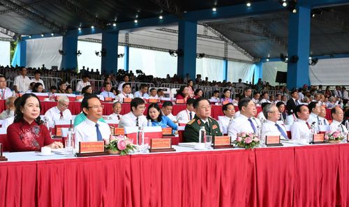 Các đại biểu dự lễ kỷ niệm. Ảnh: VIỆT DŨNG