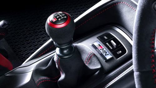 Toyota muốn mang trải nghiệm lái xe thuần túy với hộp số sàn lên ô tô điện.