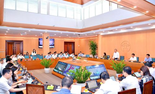 Quang cảnh phiên họp. Ảnh Viết Thành