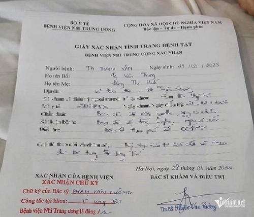 Từ đầu năm đến nay, bé Tạ Thanh Vân thường xuyên ở bệnh viện điều trị