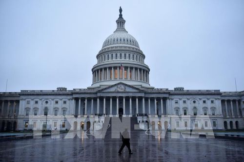 Quang cảnh bên ngoài tòa nhà Hạ viện Mỹ ở Washington DC. Ảnh: AFP/TTXVN